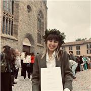 Laureata con lode in Lingue, Letterature e Culture Moderne (UniBG) in lingua inglese e lingua tedesca